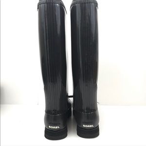 Sorel black rain boots Brand new never worn